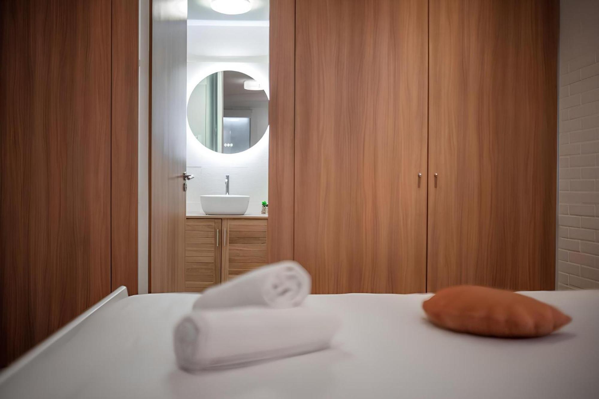 Cozy Appartement Plein Centre, Proche Gare/Plage Menton Dış mekan fotoğraf